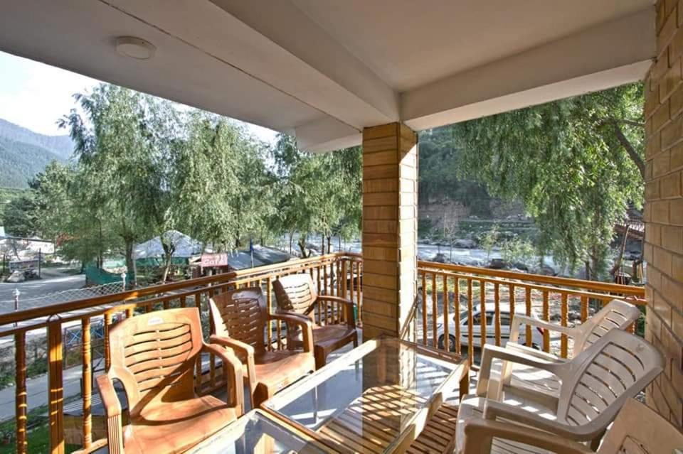 Himalayan Hill Queen Resort, Manali M98160-43400 Exterior foto