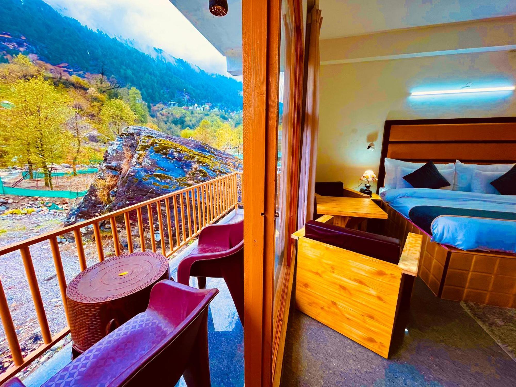 Himalayan Hill Queen Resort, Manali M98160-43400 Exterior foto